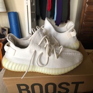 Yeezy triple white/cream 350